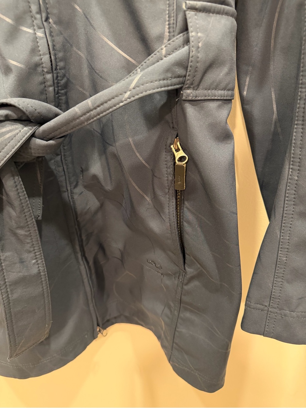 LOLE Women’s Midseason Rain Jacket - Picture 6 of 8